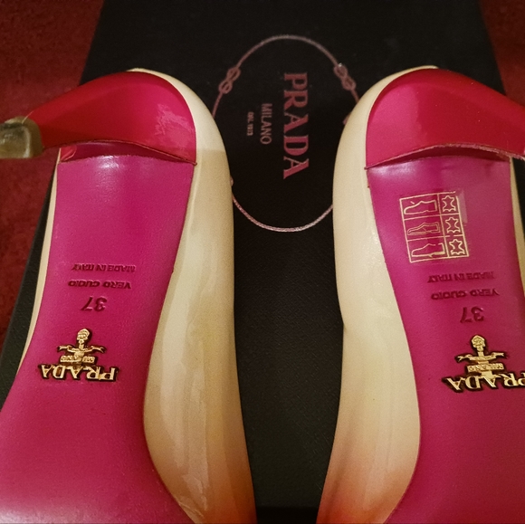 Like NEW PRADA Shoes - ONLY $225! ORIGINALLY $700 - Picture 13 of 15